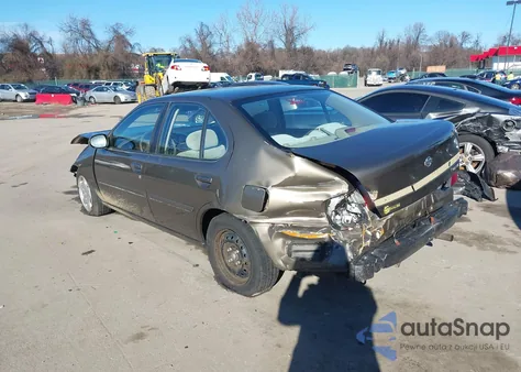 2001 Nissan Altima Gxe из США, поврежденный, VIN 1N4DL01D91C176240